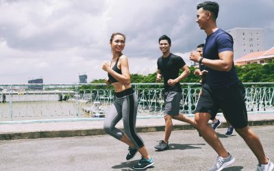 runing-and-flirting-e1646964312860.jpg